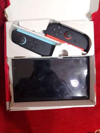 Nintendo Switch 2 come nuova + Extra + Giochi