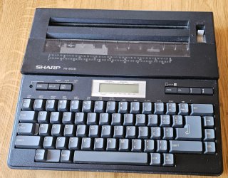 Máquina de escribir electrónica SHARP PA-950B