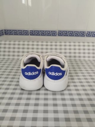 Zapatillas deportivas infantiles adidas