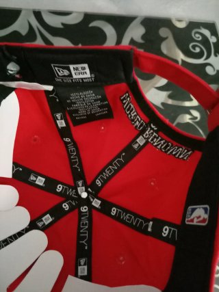 Gorra New Era 9TWENTY Roja Philadelphia 76ers