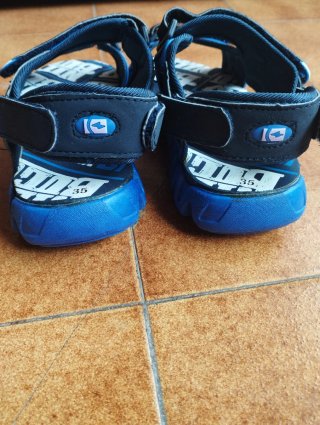 Sandalias NICOBOCO velcro talla 35