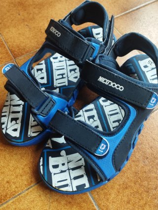 Sandalias NICOBOCO velcro talla 35