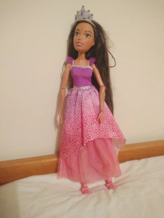 Muñeca Barbie Princesa 43cm