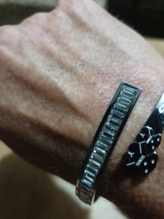 Pulsera rígida