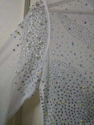 Vestido pedrería plateado con transparencias M