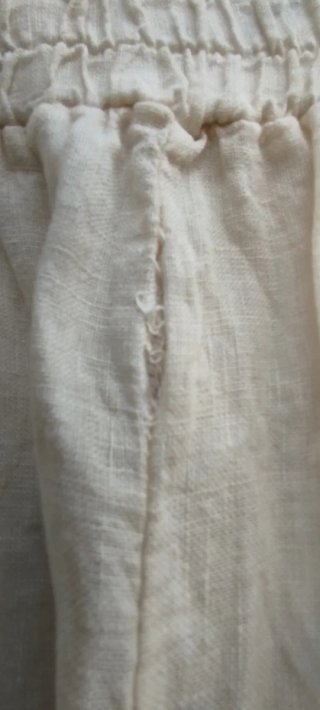 Pantalón corto blanco con volantes