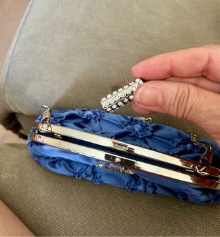 Bolso de fiesta BDBA azul con pedrería