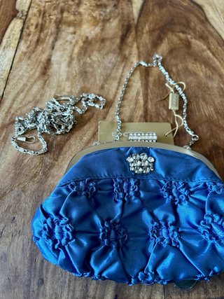 Bolso de fiesta BDBA azul con pedrería