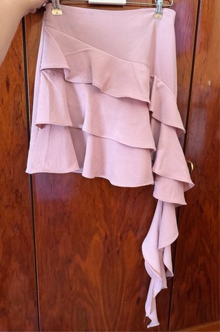 Falda Zara rosa volantes