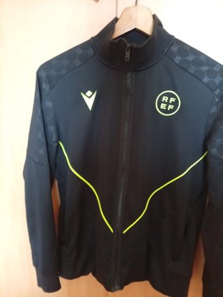 Chaqueta Chándal Árbitro Macron RFEF Negra