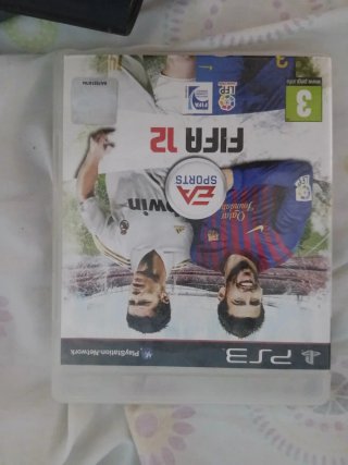 Consola PS3 Negra + 4 Juegos