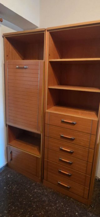 Mueble cajoneras y escritorio plegable madera