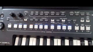 Teclado Yamaya psr sx 600