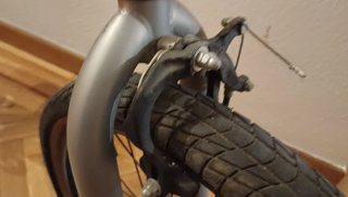 Bicicleta BMX plateada
