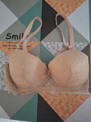 Sujetador push up 100C encaje beige