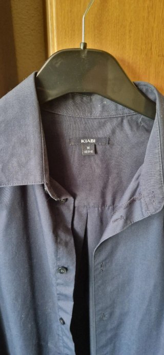 Camisa azul Kiabi talla M