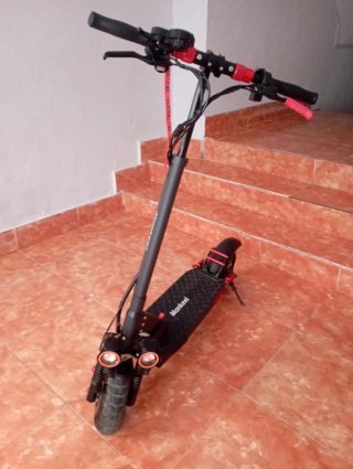 Patinete Eléctrico MankeeL Negro