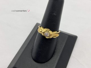 anillo oro 18k con piedra