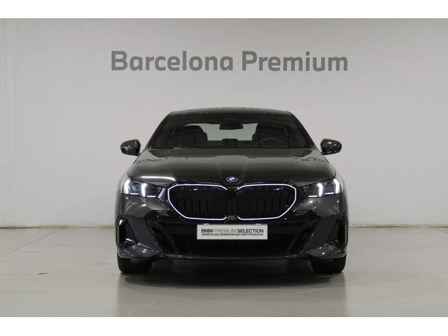 BMW Serie 5 2026, foto 2