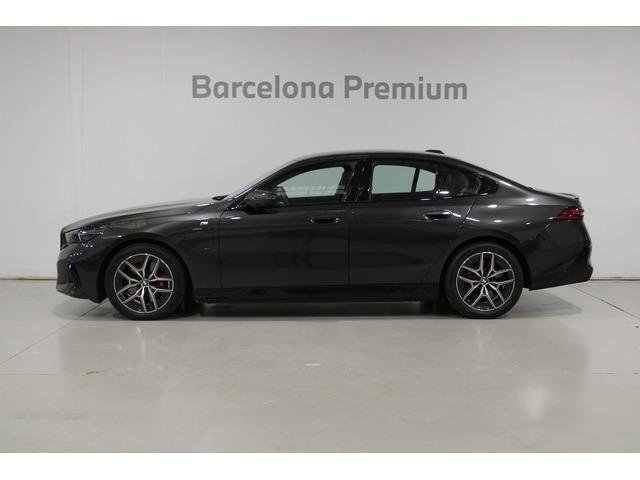 BMW Serie 5 2026, foto 3