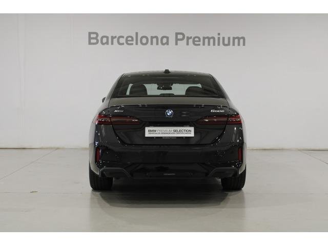 BMW Serie 5 2026, foto 5
