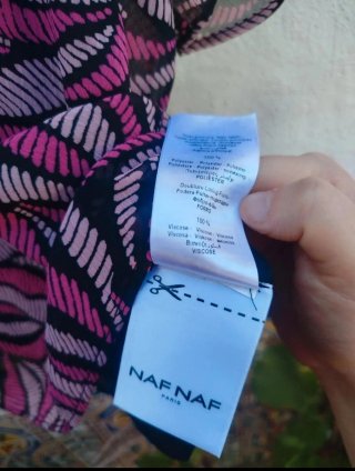 Blusa Naf Naf fluida con etiquetas Talla M