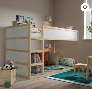 Cama infantil KURA Ikea con somier y colchón