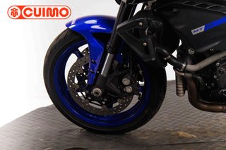 YAMAHA MT 10