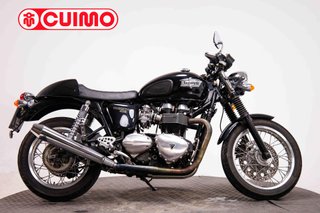 TRIUMPH THRUXTON 900