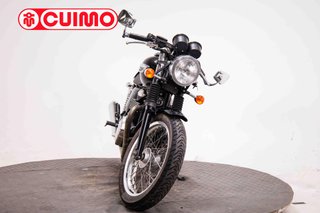 TRIUMPH THRUXTON 900