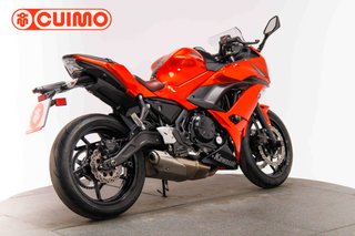 KAWASAKI NINJA 650