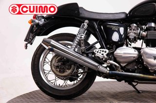 TRIUMPH THRUXTON 900