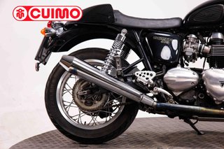 TRIUMPH THRUXTON 900