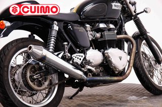 TRIUMPH THRUXTON 900