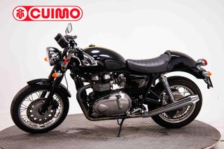 TRIUMPH THRUXTON 900