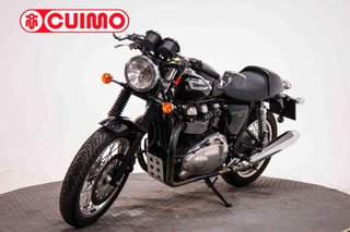 TRIUMPH THRUXTON 900