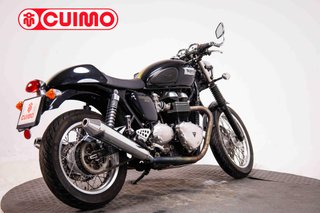 TRIUMPH THRUXTON 900