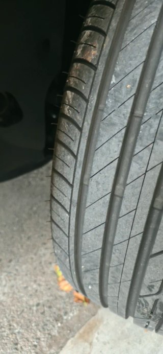 4 Neumáticos 215/50R18 92W ocasión