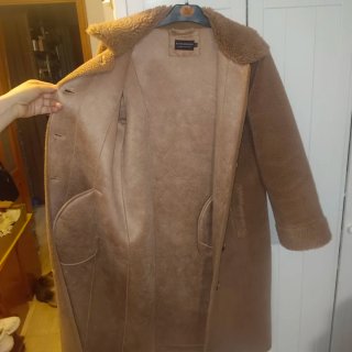 Botón de borrego marrón para ropa