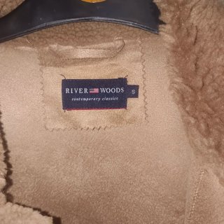 Botón de borrego marrón para ropa