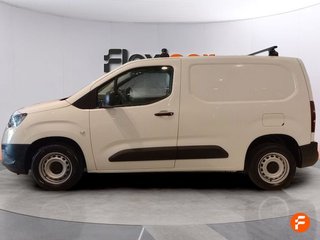 Toyota Proace City 1499 cm³ 102CV