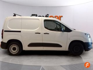 Toyota Proace City 1499 cm³ 102CV