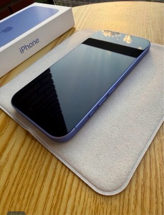 iPhone 16 Azul