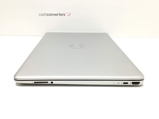 pc portatil hp 15sfq5054ns