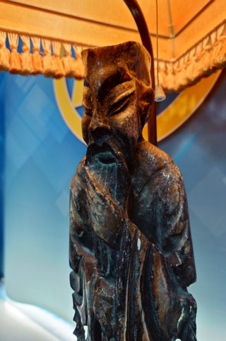 Lampada Vintage Figura Orientale Pietra Intagliata