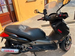 Yamaha xmax