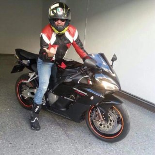 Honda CBR 1000RR Negra/Azul