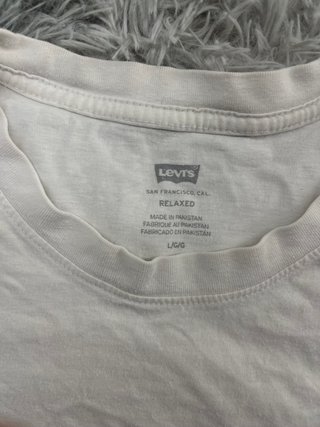 Camiseta Levi's Relaxed Fit con Bandas