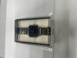 Reloj de pulsera cuadrado azul