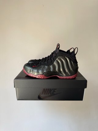Nike Air Foamposite One Negro Rojo